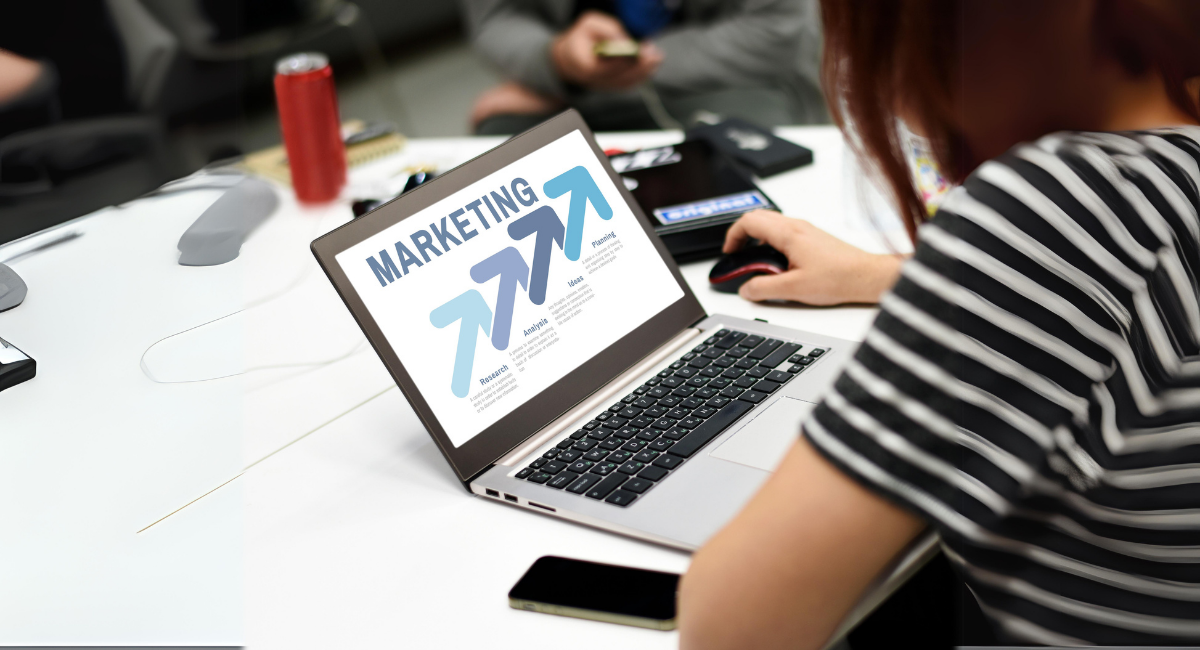 DIGITAL MARKETING FOR SMALL BUSINESSES